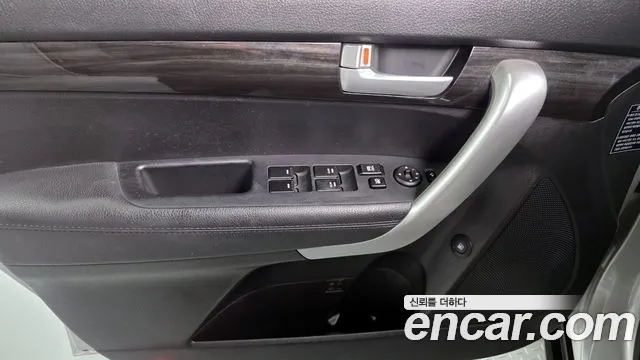 Kia Sorento 2011 — фото 14