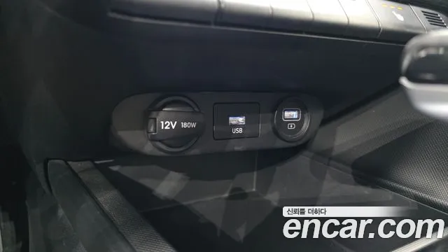 Hyundai AVANTE 2021 — фото 19