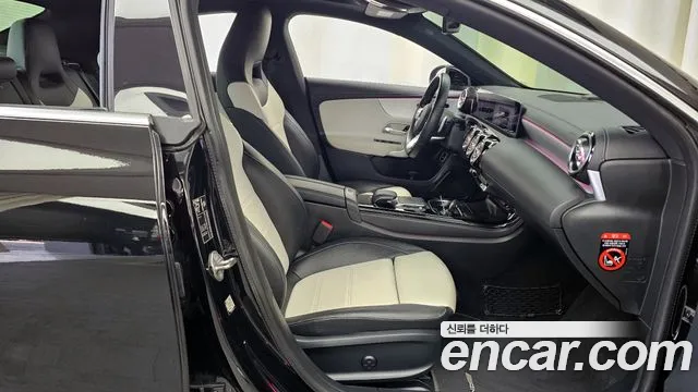 Mercedes-Benz CLA-Class 2020 — фото 17