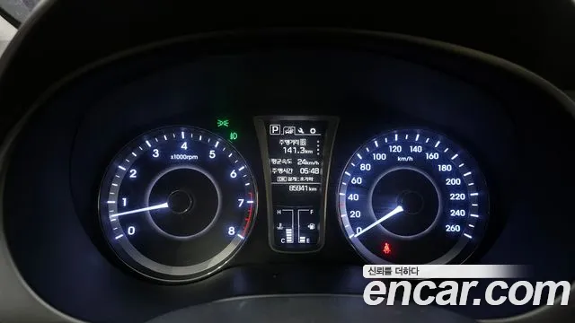 Hyundai Aslan 2015 — фото 11
