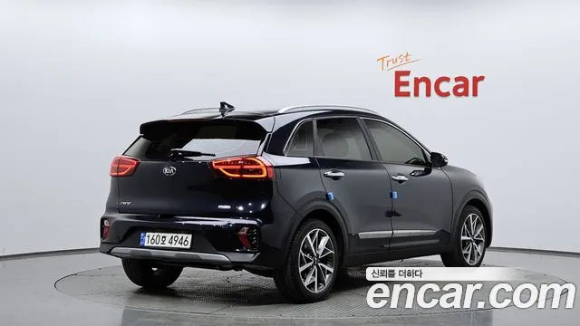 Kia Niro 2021 — фото 1