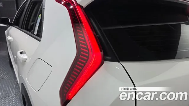 Kia Niro 2025 — фото 8