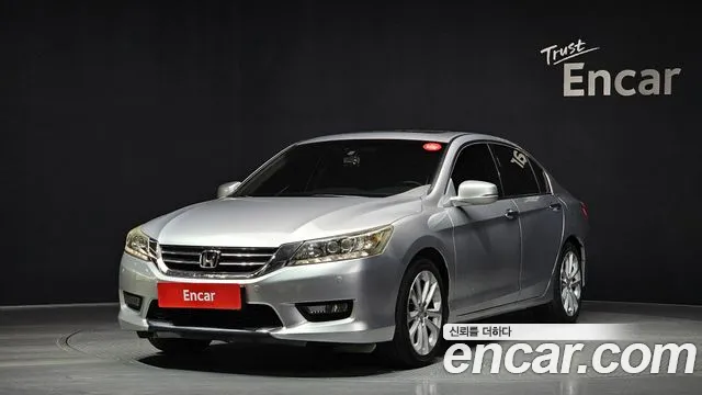 Honda Accord 2015 — фото 1