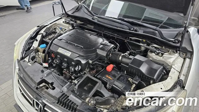 Honda Accord 2015 — фото 6