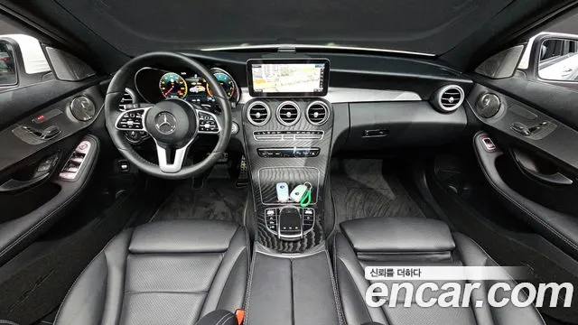Mercedes-Benz C-Class 2021 — фото 10