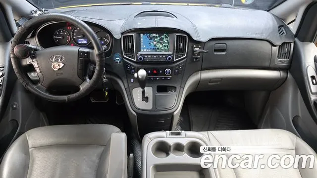 Hyundai Starex 2019 — фото 7