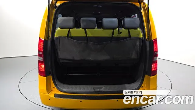 Hyundai Starex 2019 — фото 20
