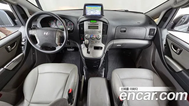 Hyundai Starex 2014 — фото 7
