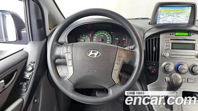 Hyundai Starex 2014 — фото 13