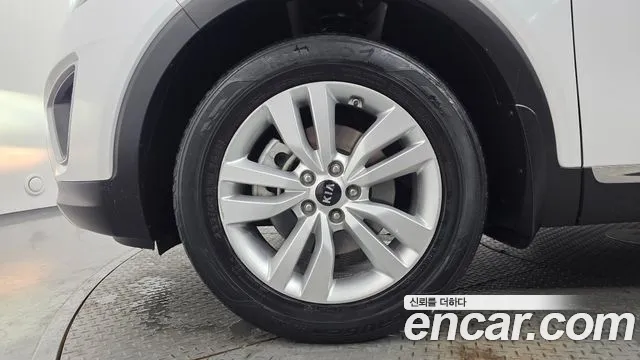 Kia Sorento 2015 — фото 5