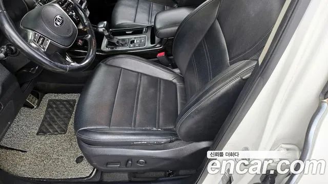 Kia Sorento 2019 — фото 16