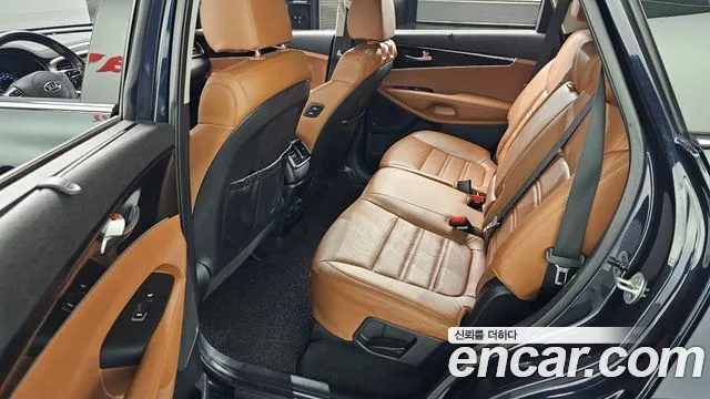 Kia Sorento 2019 — фото 18