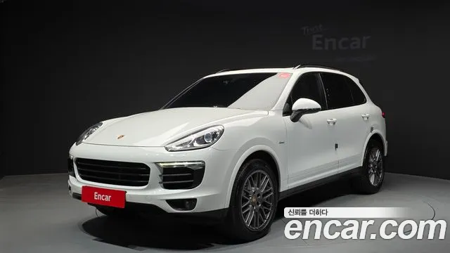 Porsche Cayenne 2017 — фото 1
