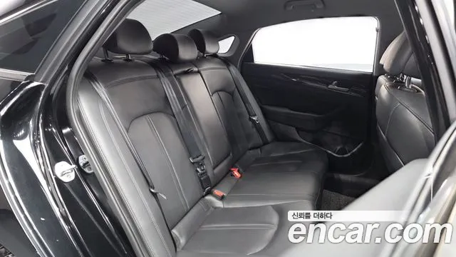 Hyundai Sonata 2017 — фото 12