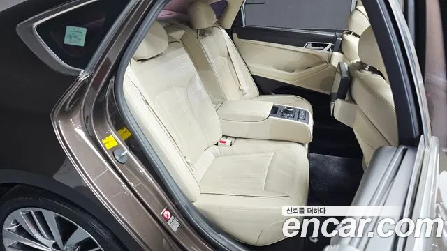 Hyundai Genesis 2015 — фото 17