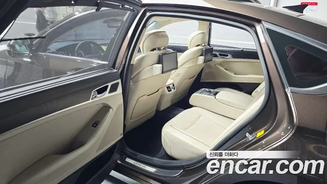 Hyundai Genesis 2015 — фото 18