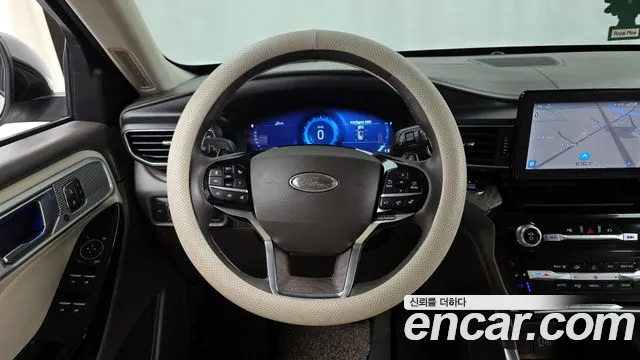 Ford Explorer 2021 — фото 18
