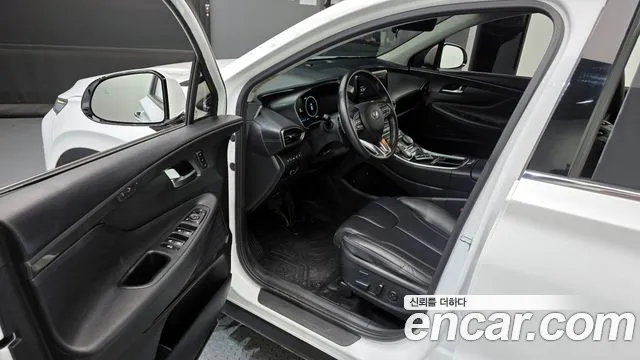 Hyundai Santafe 2021 — фото 13