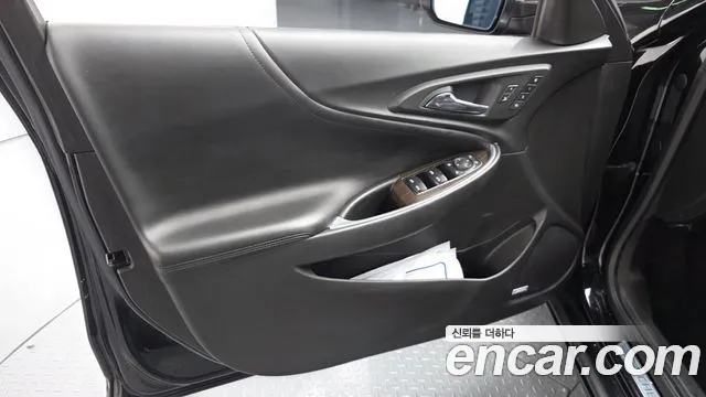 ChevroletGMDaewoo Malibu 2017 — фото 14