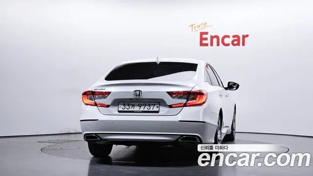 Honda Accord 2018 — фото 4