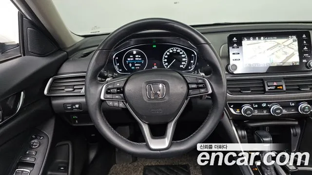 Honda Accord 2018 — фото 13