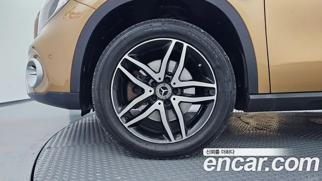 Mercedes-Benz GLA-Class 2018 — фото 4