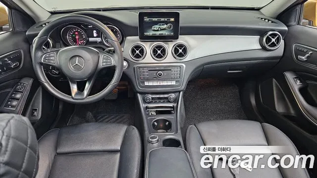 Mercedes-Benz GLA-Class 2018 — фото 9