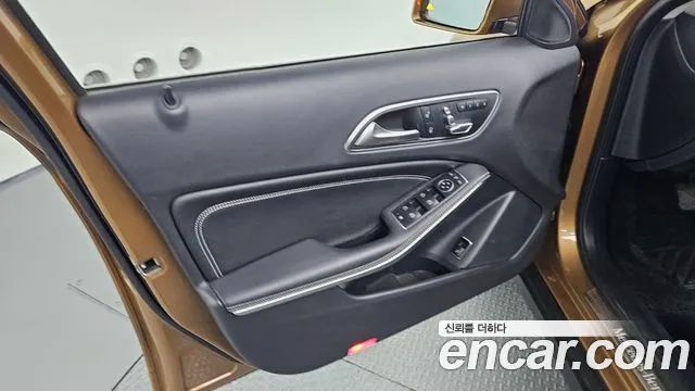 Mercedes-Benz GLA-Class 2018 — фото 13