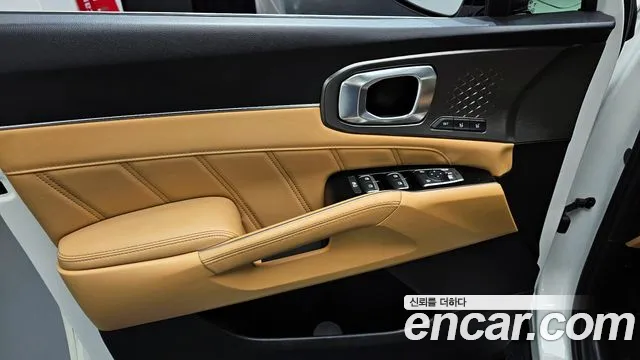 Kia Sorento 2021 — фото 13