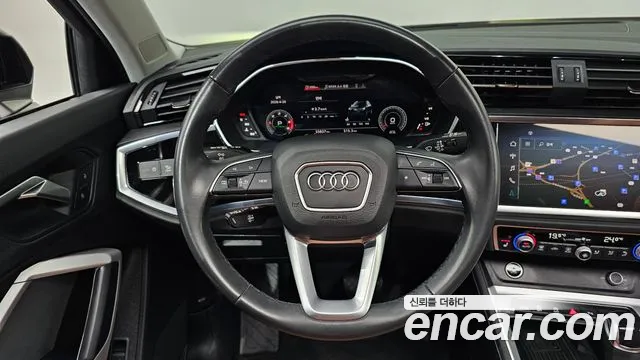 Audi Q3 2023 — фото 20