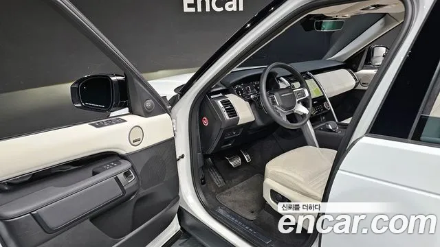 Land Rover Discovery 2025 — фото 10