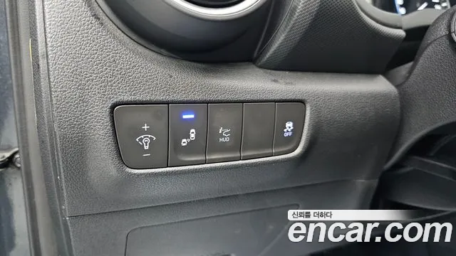 Hyundai Kona 2018 — фото 13