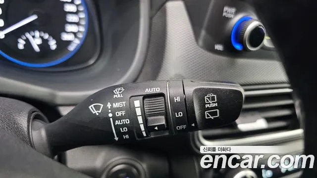 Hyundai Kona 2018 — фото 15