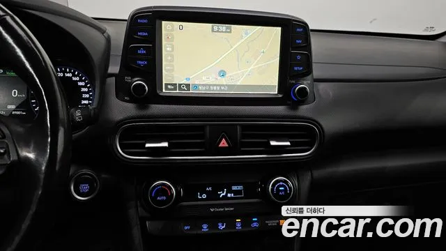 Hyundai Kona 2018 — фото 16