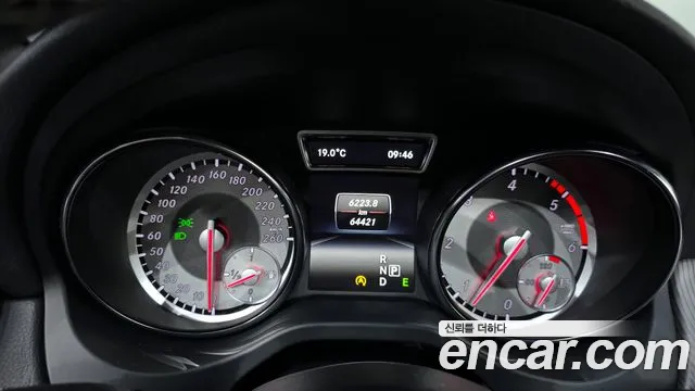 Mercedes-Benz CLA-Class 2015 — фото 8