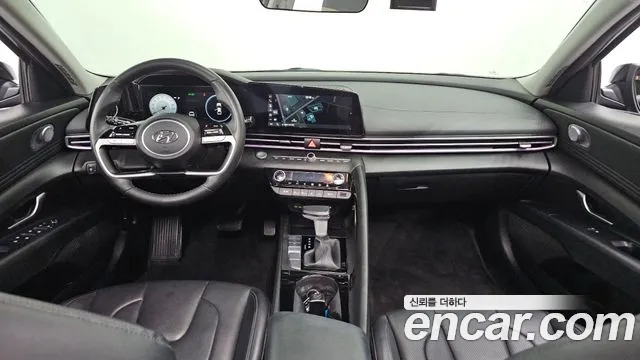 Hyundai AVANTE 2023 — фото 10