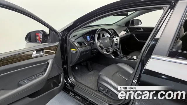 Hyundai Sonata 2017 — фото 13