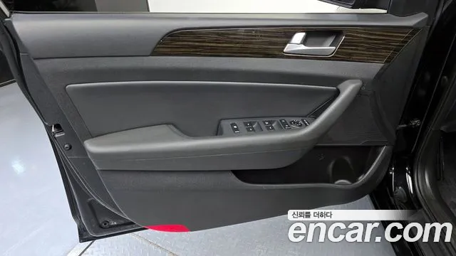 Hyundai Sonata 2017 — фото 14