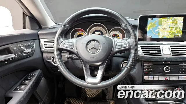 Mercedes-Benz CLS-Class 2017 — фото 13