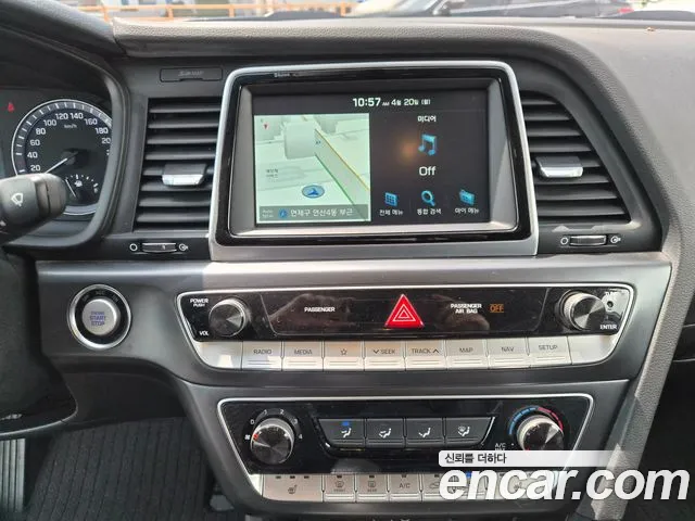 Hyundai Sonata 2018 — фото 12