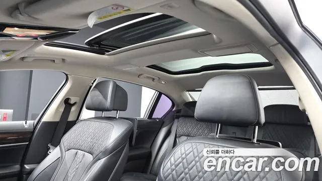 BMW 7-Series 2016 — фото 17