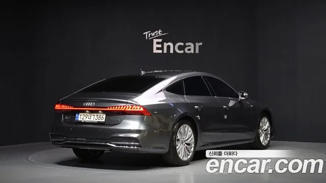 Audi A7 2021 — фото 2