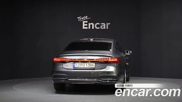 Audi A7 2021 — фото 4