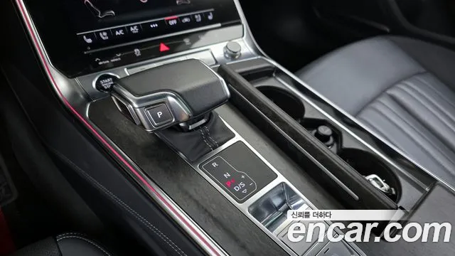 Audi A7 2021 — фото 9