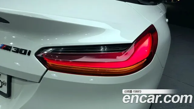 BMW Z4 2020 — фото 9
