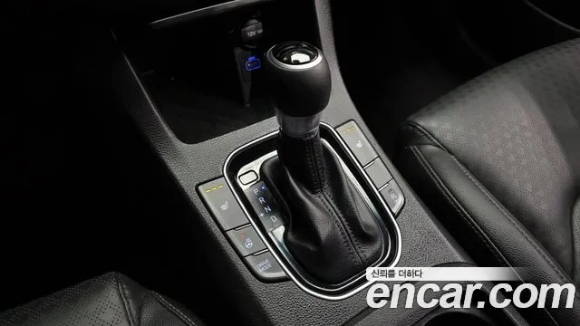 Hyundai i30 2018 — фото 9
