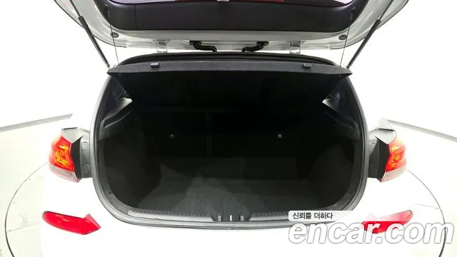 Hyundai i30 2018 — фото 20