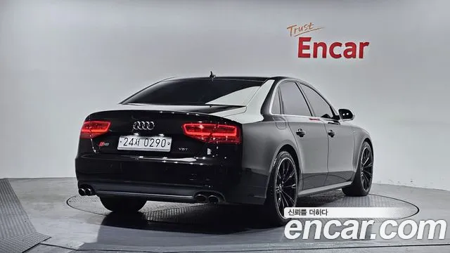 Audi S8 2014 — фото 2