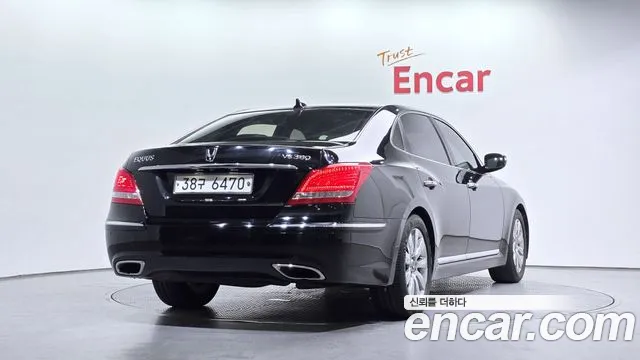 Hyundai Equus 2010 — фото 2