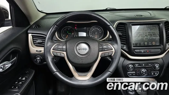Jeep Cherokee 2016 — фото 13